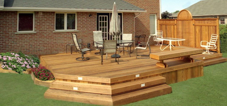 Cedar Composite Decking in El Segundo, CA